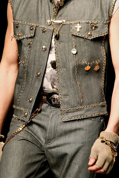 Look 13